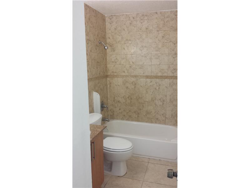 CLOVERLEAF GARDENS SEC 2 - Residential Lease