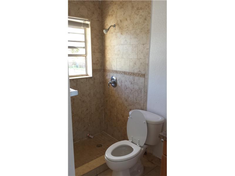 CLOVERLEAF GARDENS SEC 2 - Residential Lease