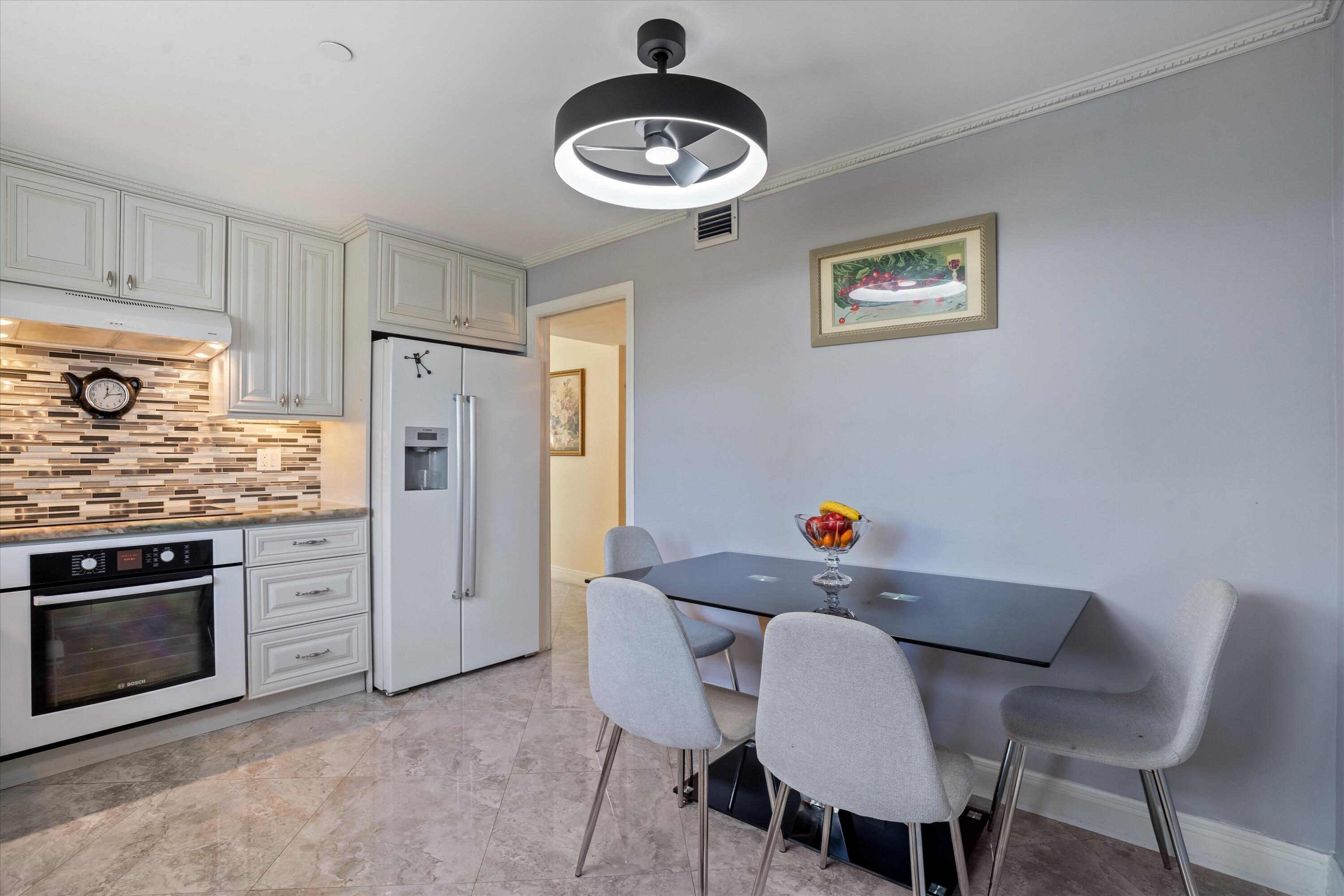 SEAGATE OF HIGHLAND CONDO - Residential