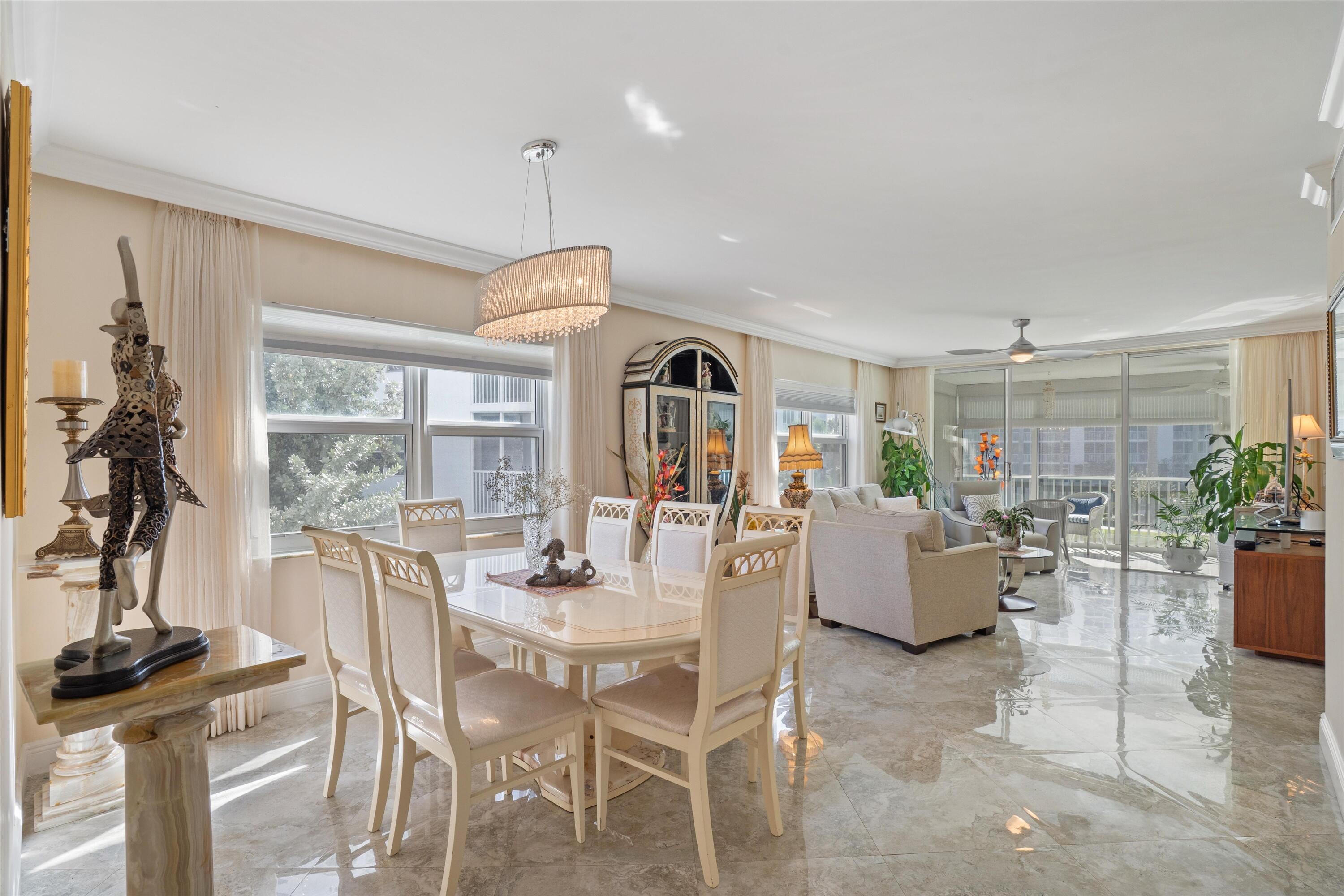 SEAGATE OF HIGHLAND CONDO - Residential