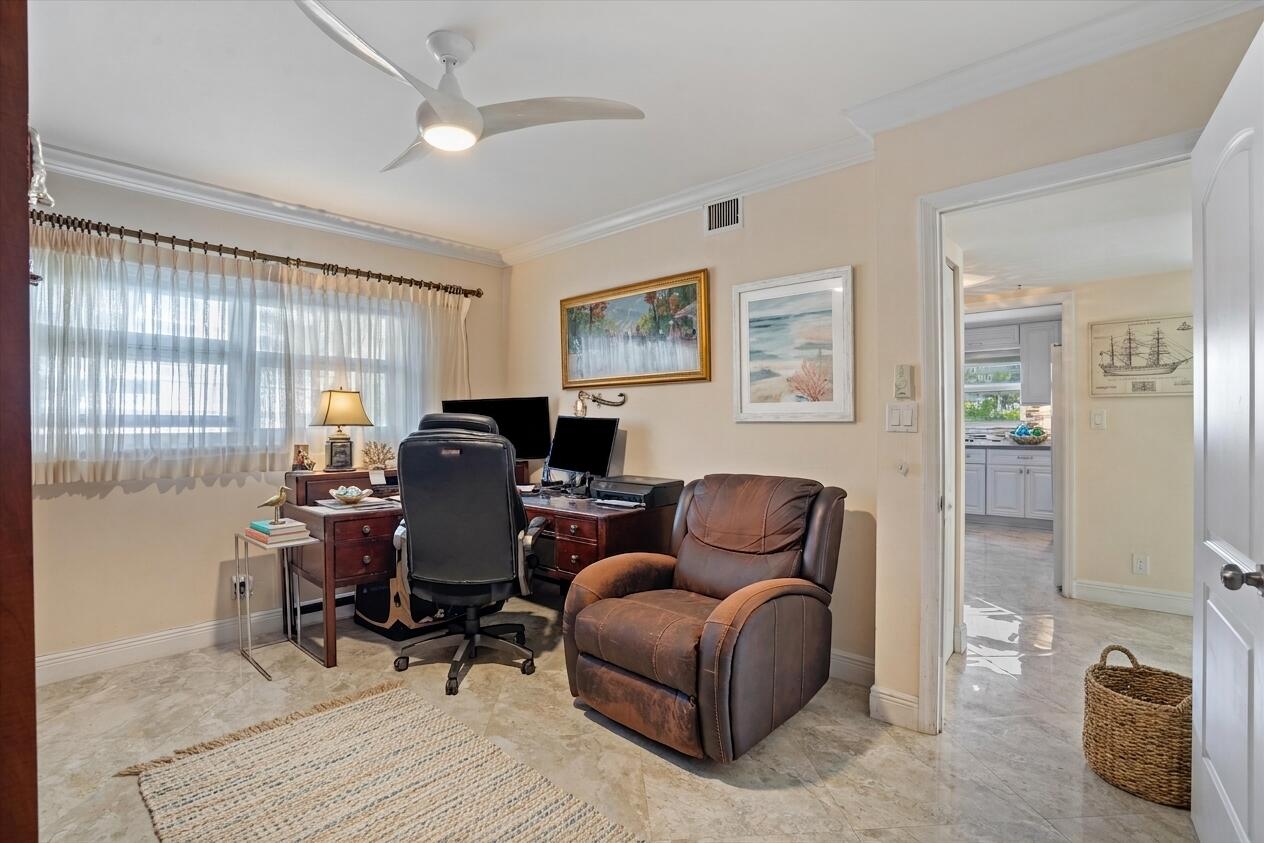 SEAGATE OF HIGHLAND CONDO - Residential