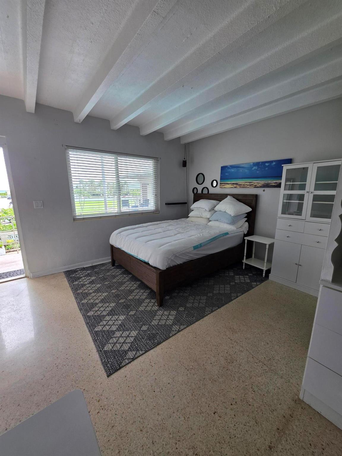 PALM BEACH SHORES - Residential Lease