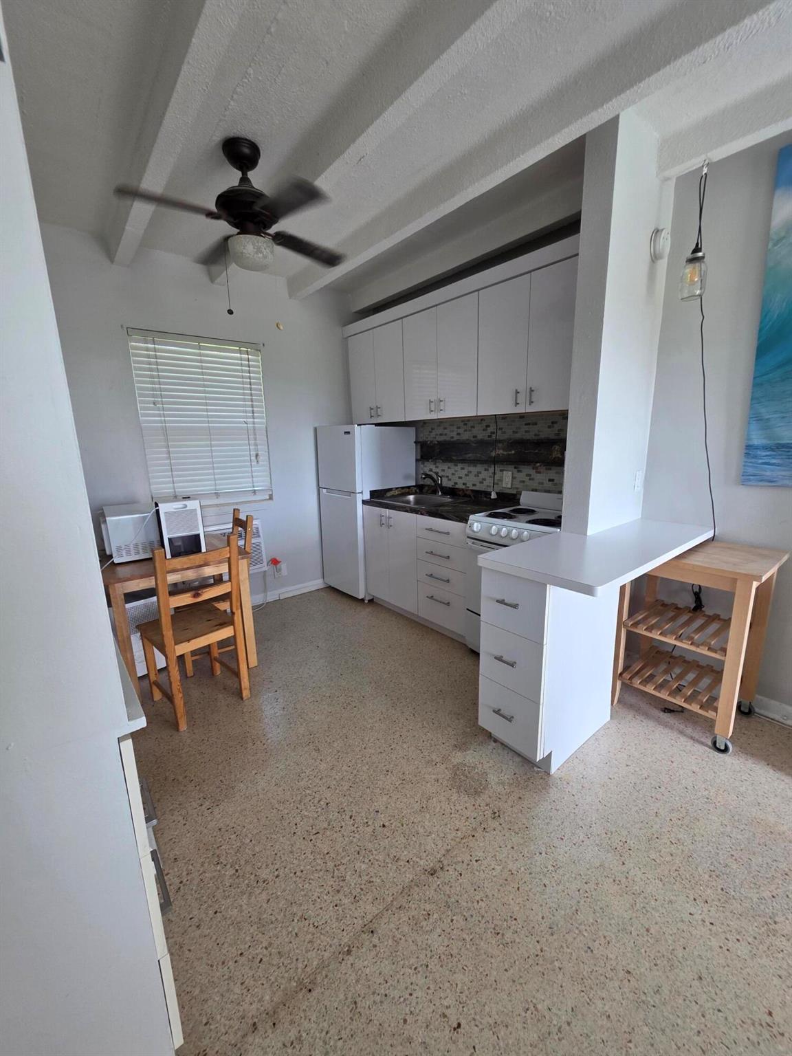 PALM BEACH SHORES - Residential Lease