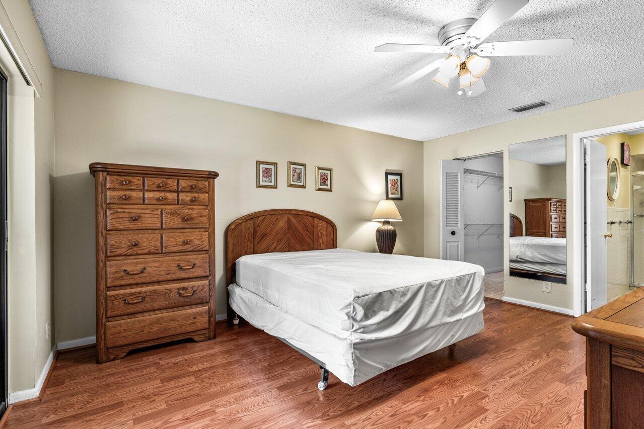 VILLAGES OF WOODLAKE 1 - Residential