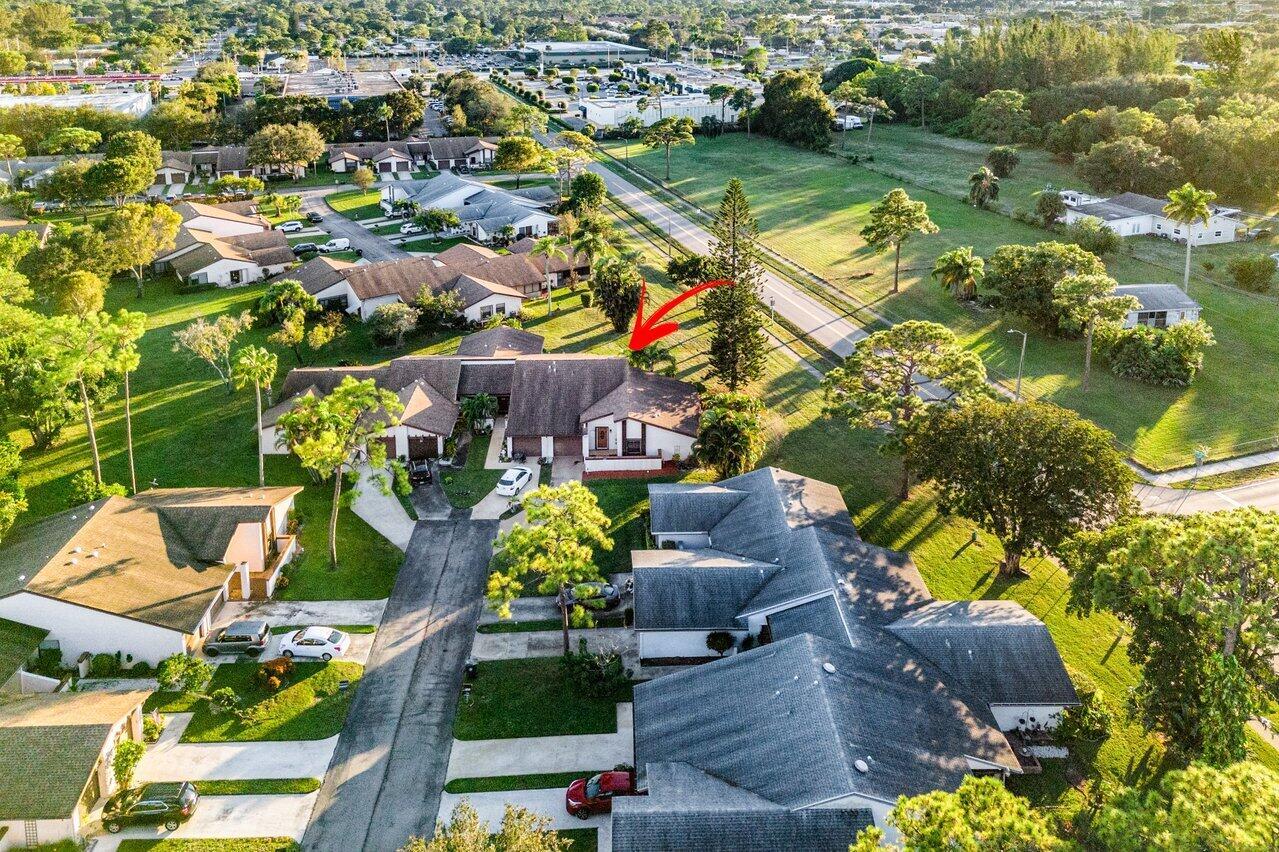 VILLAGES OF WOODLAKE 1 - Residential