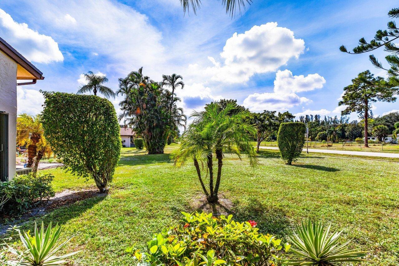 VILLAGES OF WOODLAKE 1 - Residential