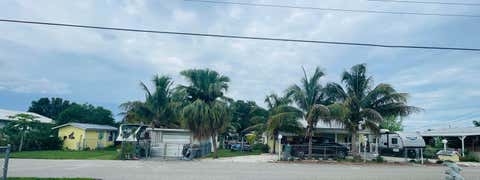 Tiny photo for 1099 7th Street, Okeechobee, FL 34974 (MLS # B26037231)