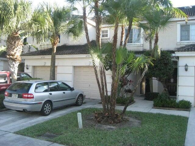 Comfortable, 2/2 townhome with garage. Quiet, well managed community. Owner requires 3 times the monthly rent for gross income.