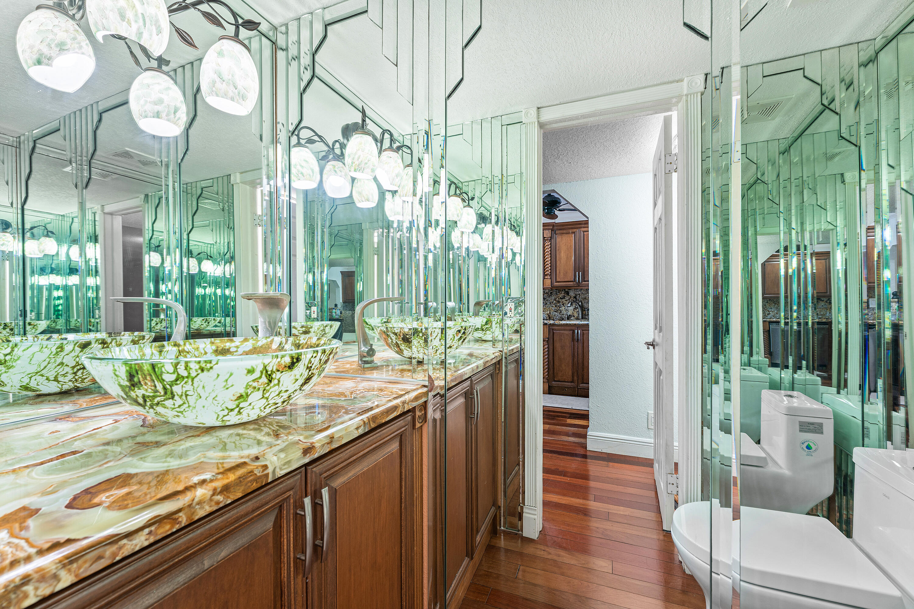 ROYAL VILLAGE TOWNHOUSES CONDO - Residential