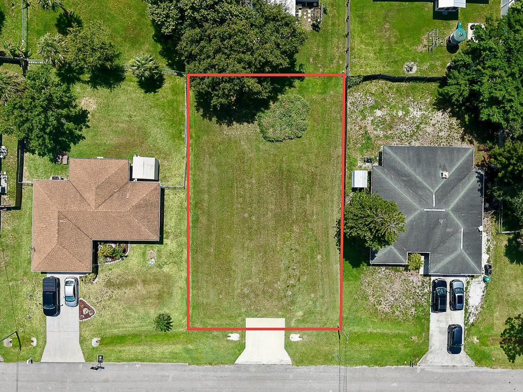 Photo of 5909 Yucca Drive, Fort Pierce, FL 34982 (MLS # R11099842)