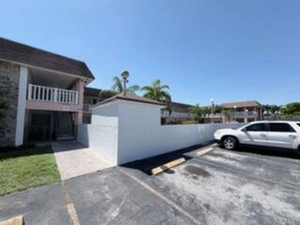 Photo of 6050 SW 27th Street, Miramar, FL (MLS # B26018744)