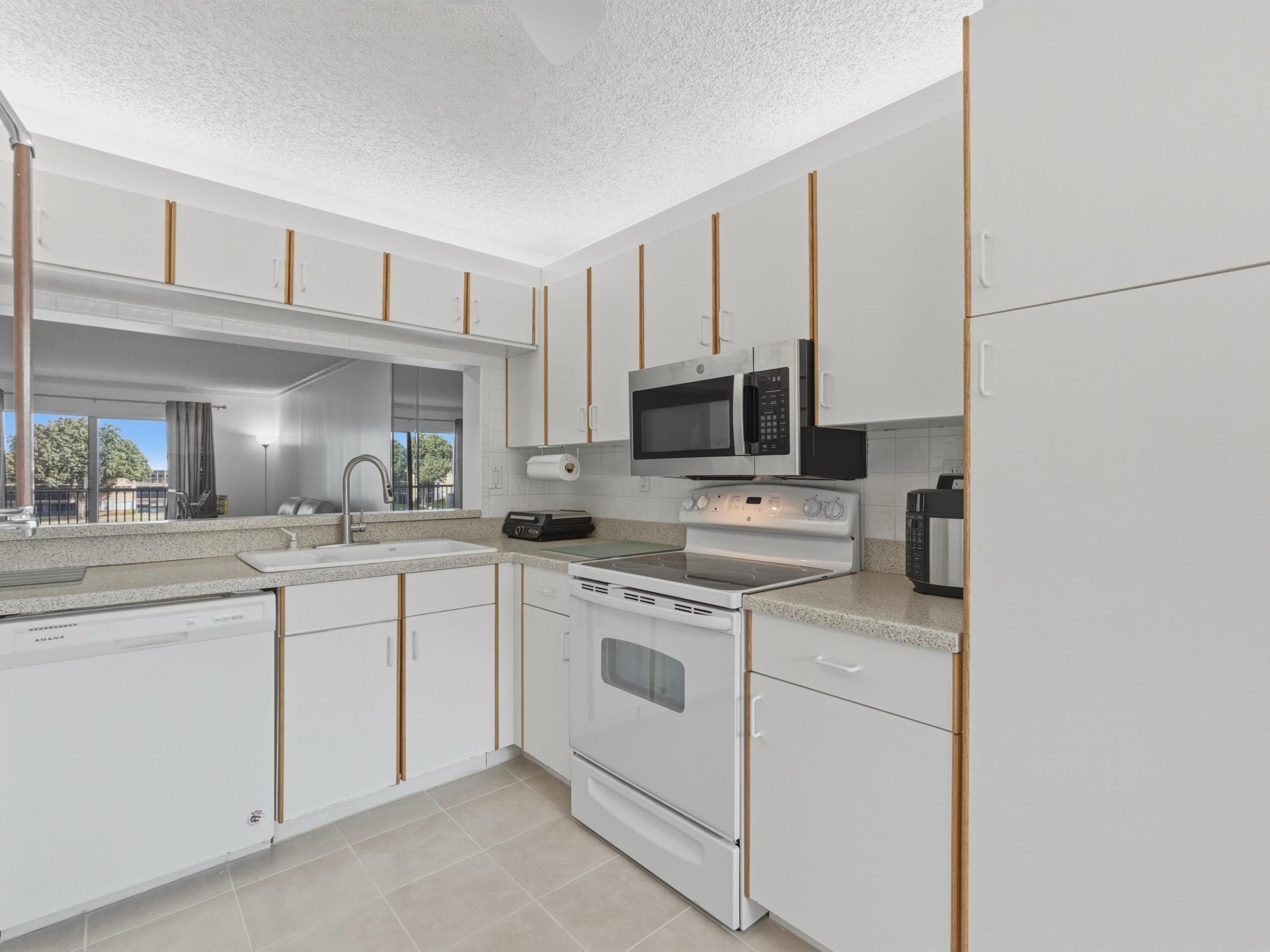 Devon Condominium - Residential