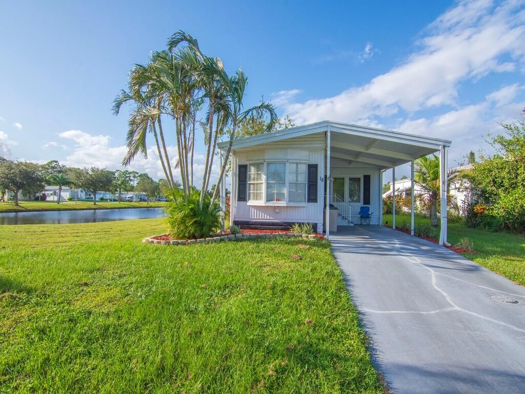 Photo of 18 Yolanda Lane, Port Saint Lucie, FL 34952 (MLS # R11033112)