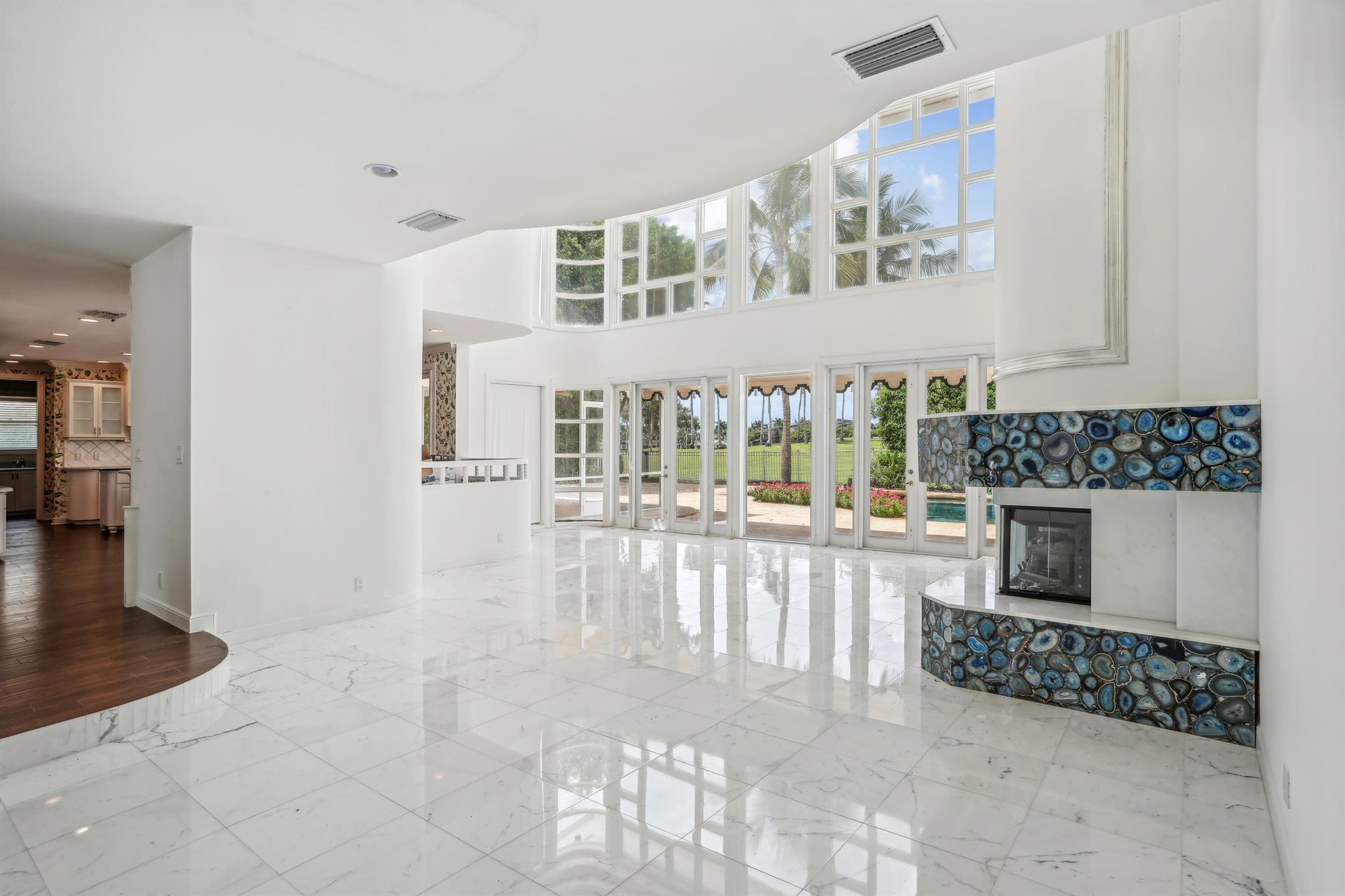 ST ANDREWS COUNTRY CLUB 3 - Residential