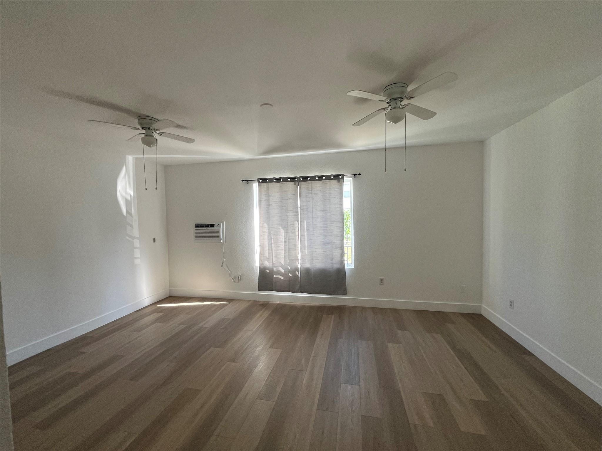 EUCLID CONDO - Residential