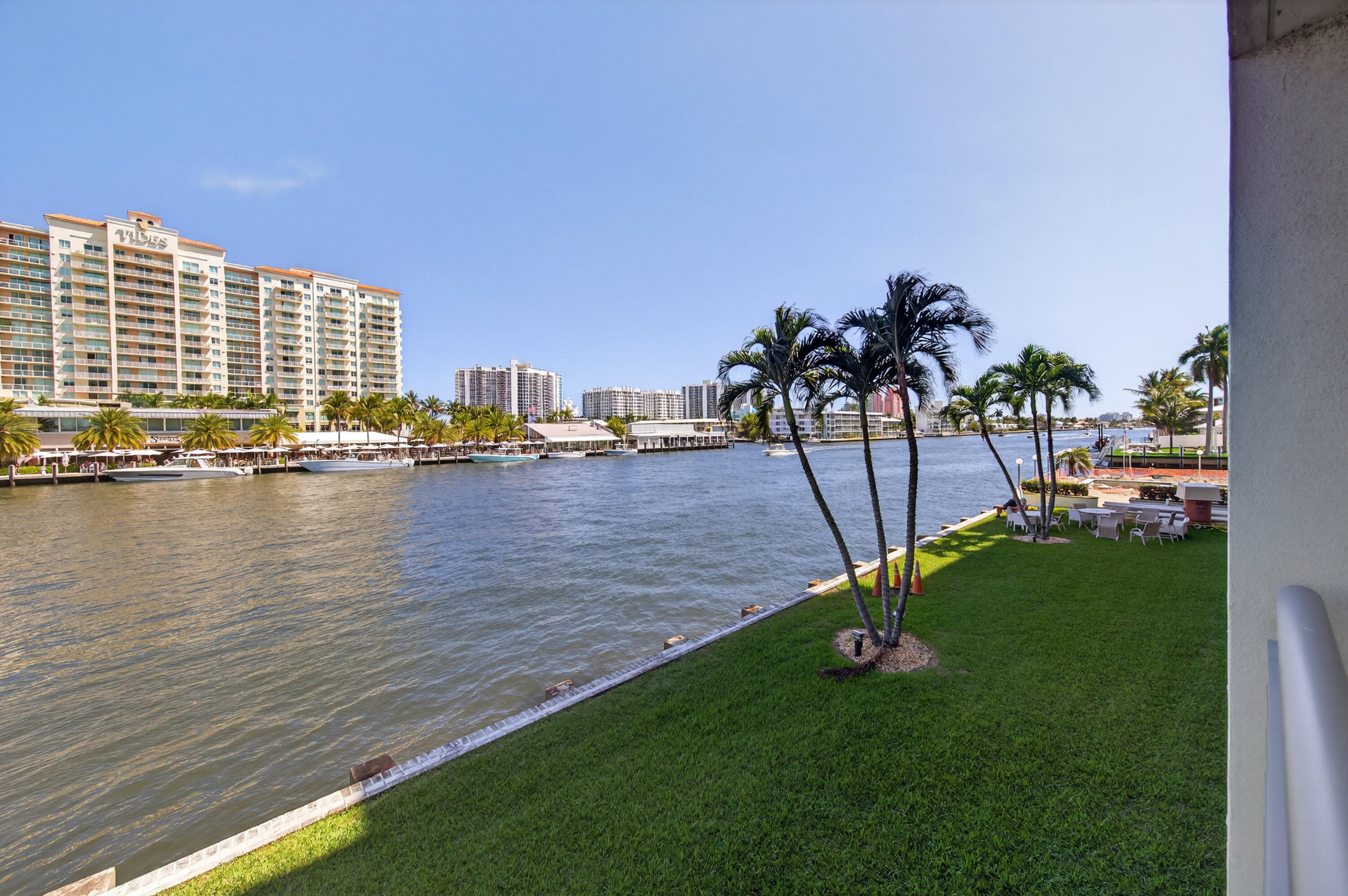 LAUDERDALE TOWER CONDO - Residential