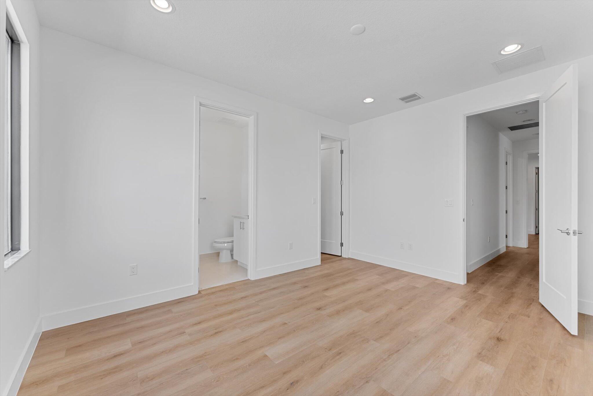 Lotus Palm - Residential