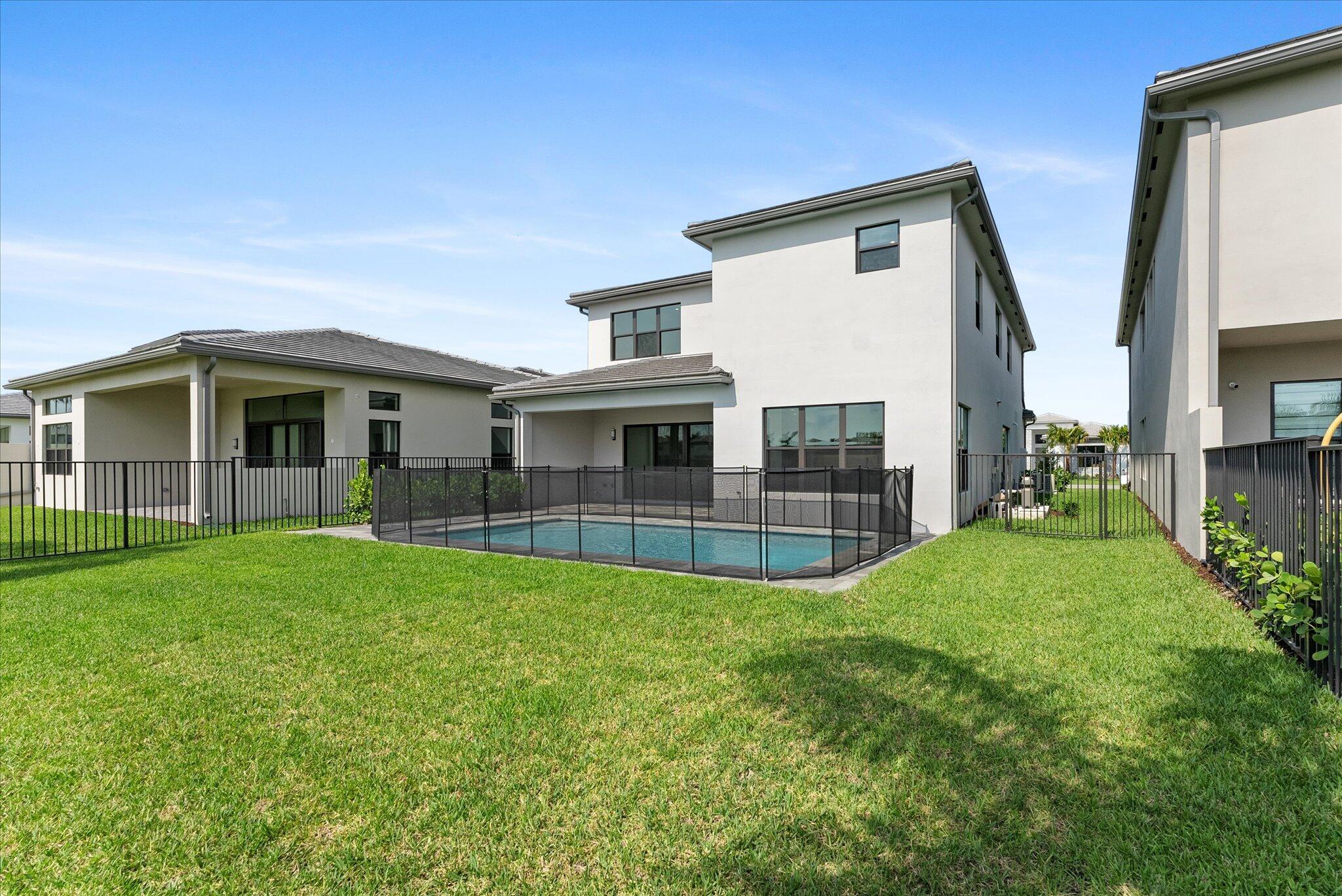 Lotus Palm - Residential