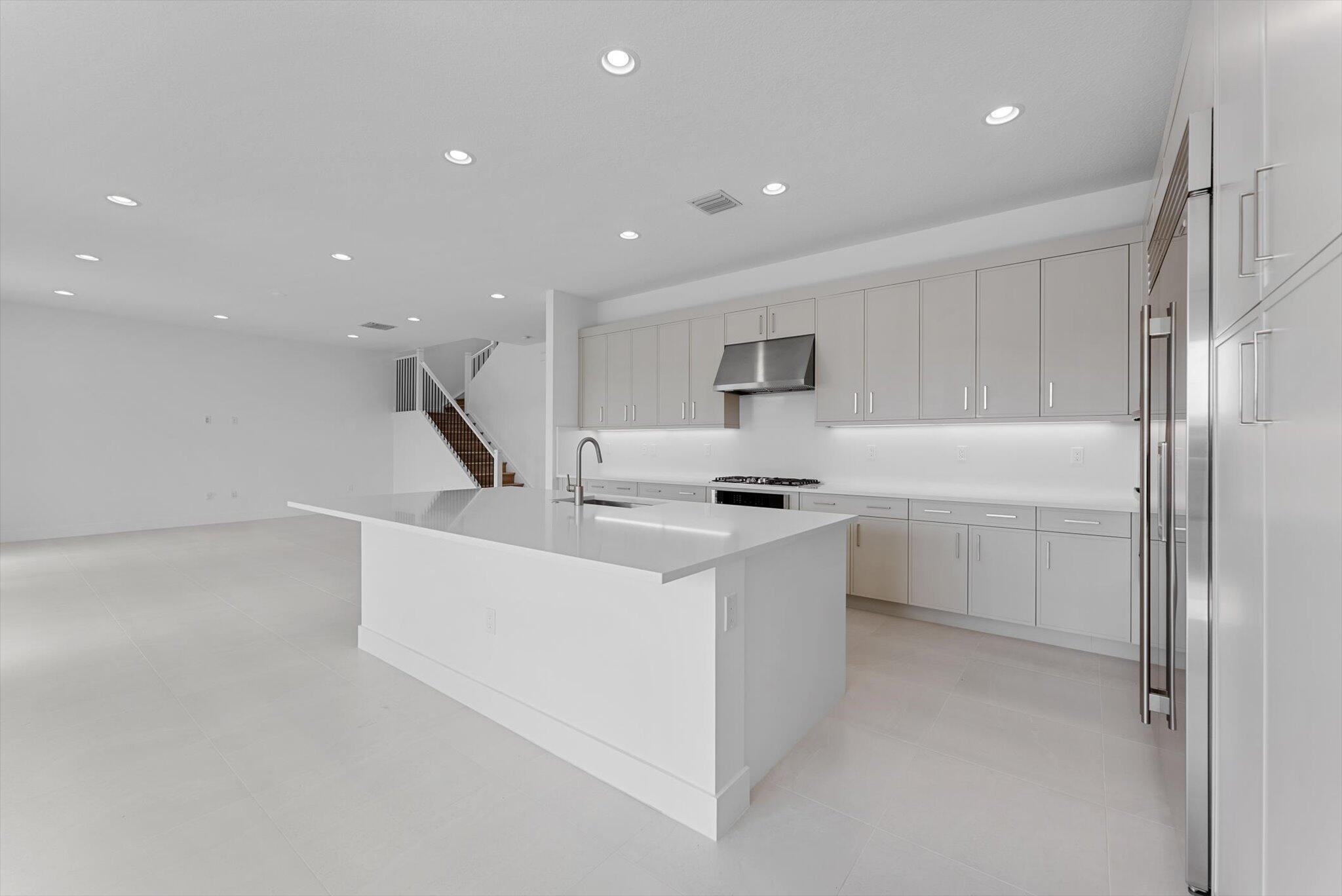 Lotus Palm - Residential