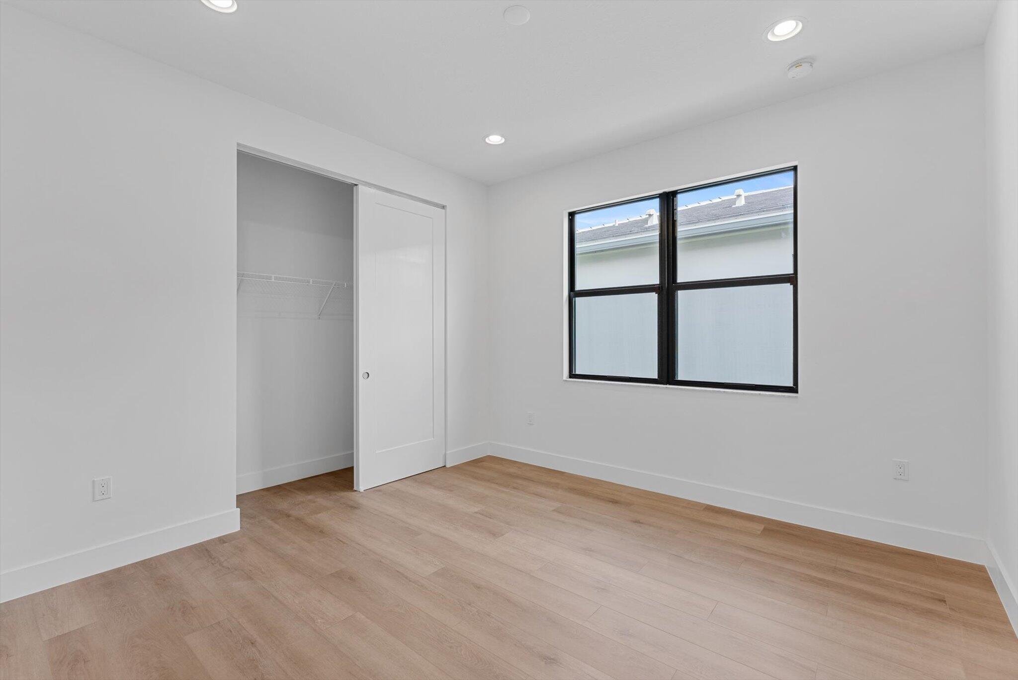 Lotus Palm - Residential