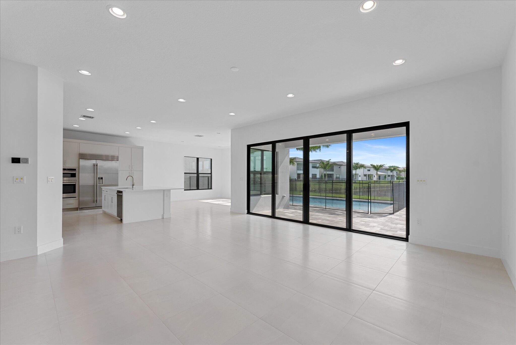 Lotus Palm - Residential