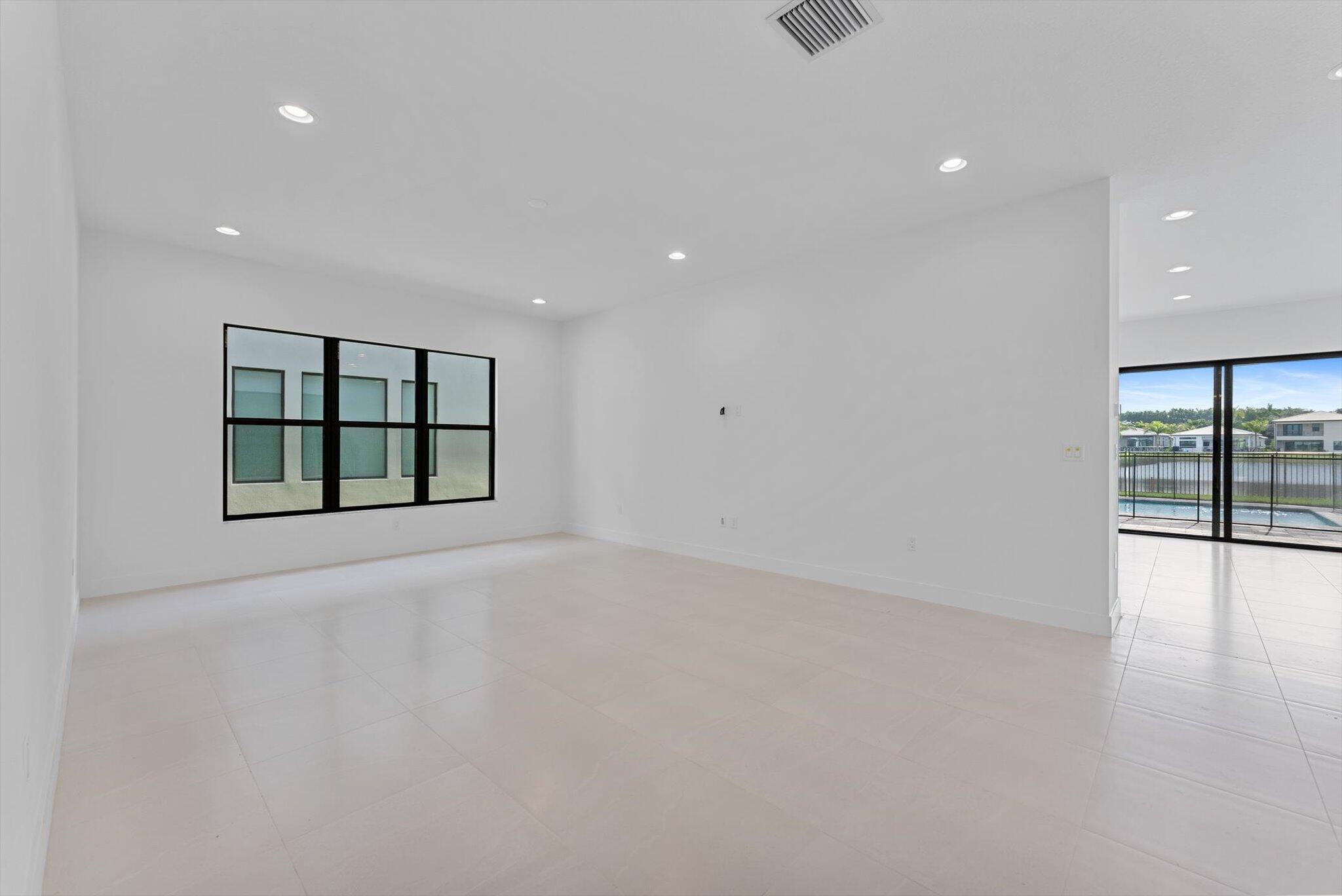 Lotus Palm - Residential