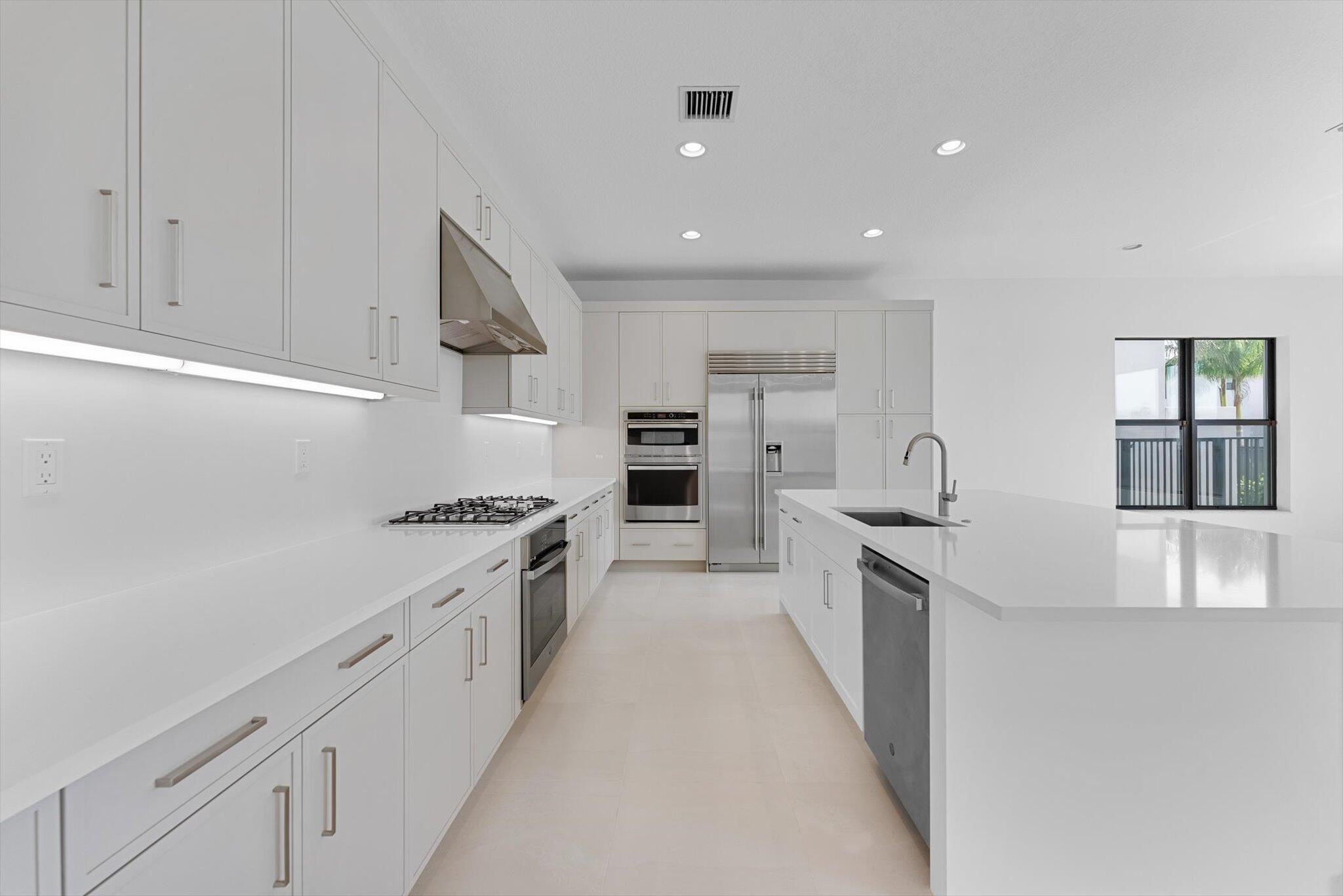 Lotus Palm - Residential