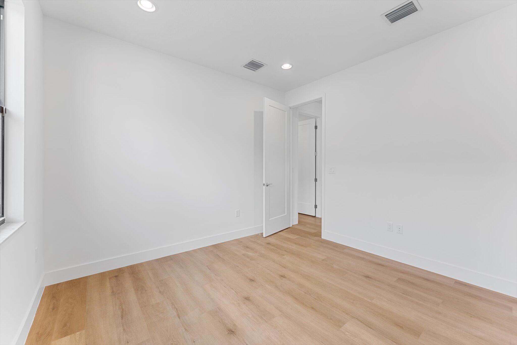 Lotus Palm - Residential