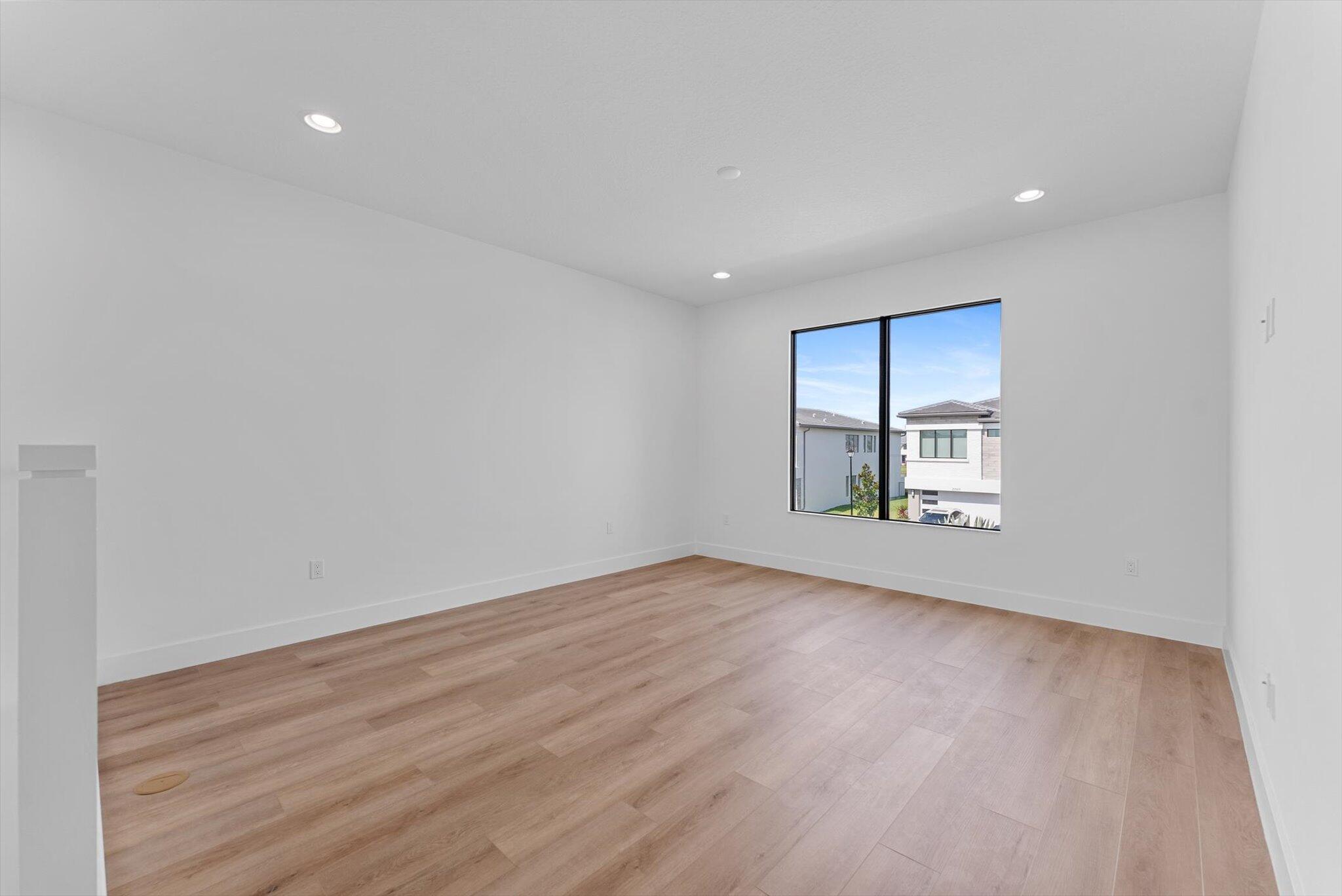 Lotus Palm - Residential