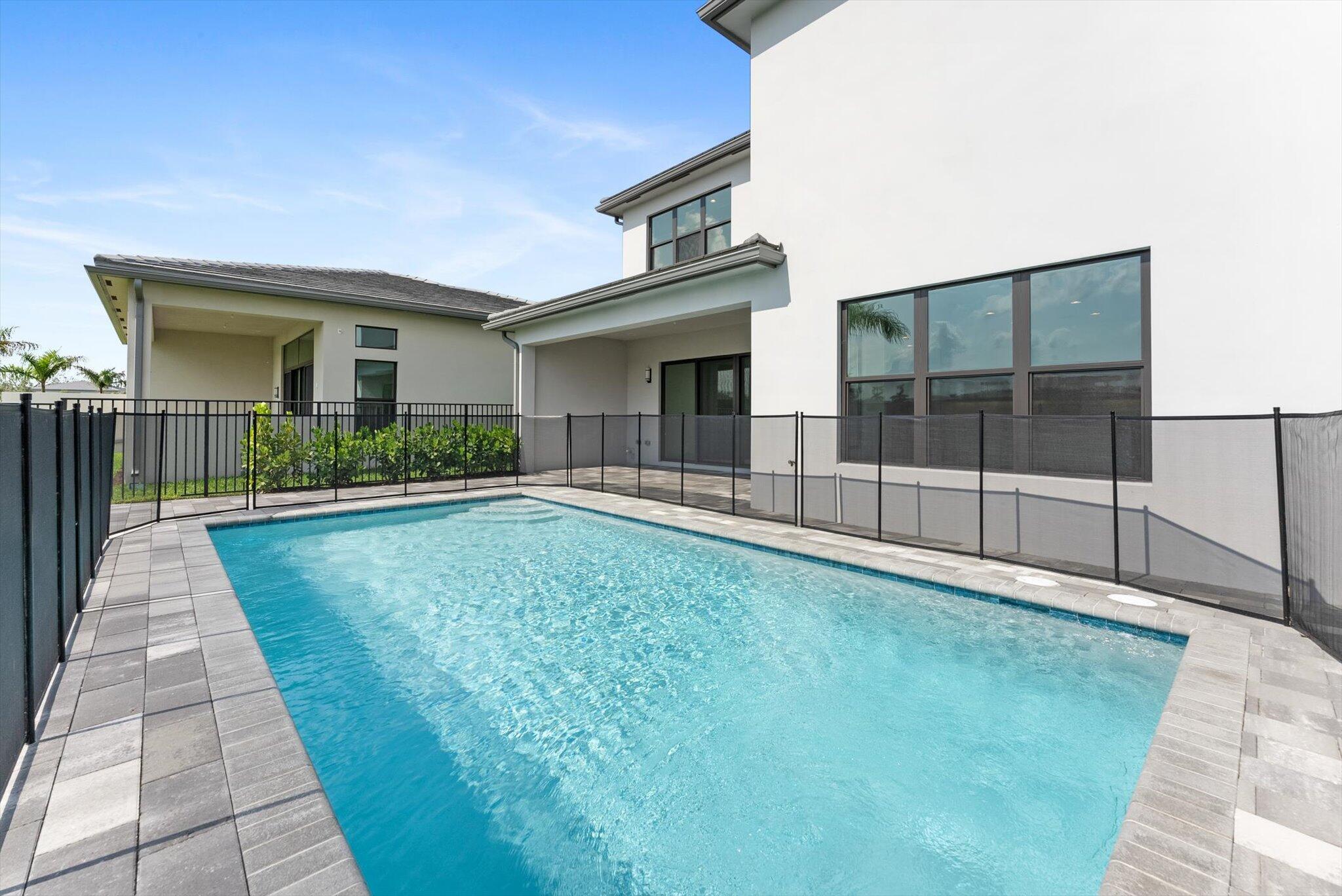 Lotus Palm - Residential