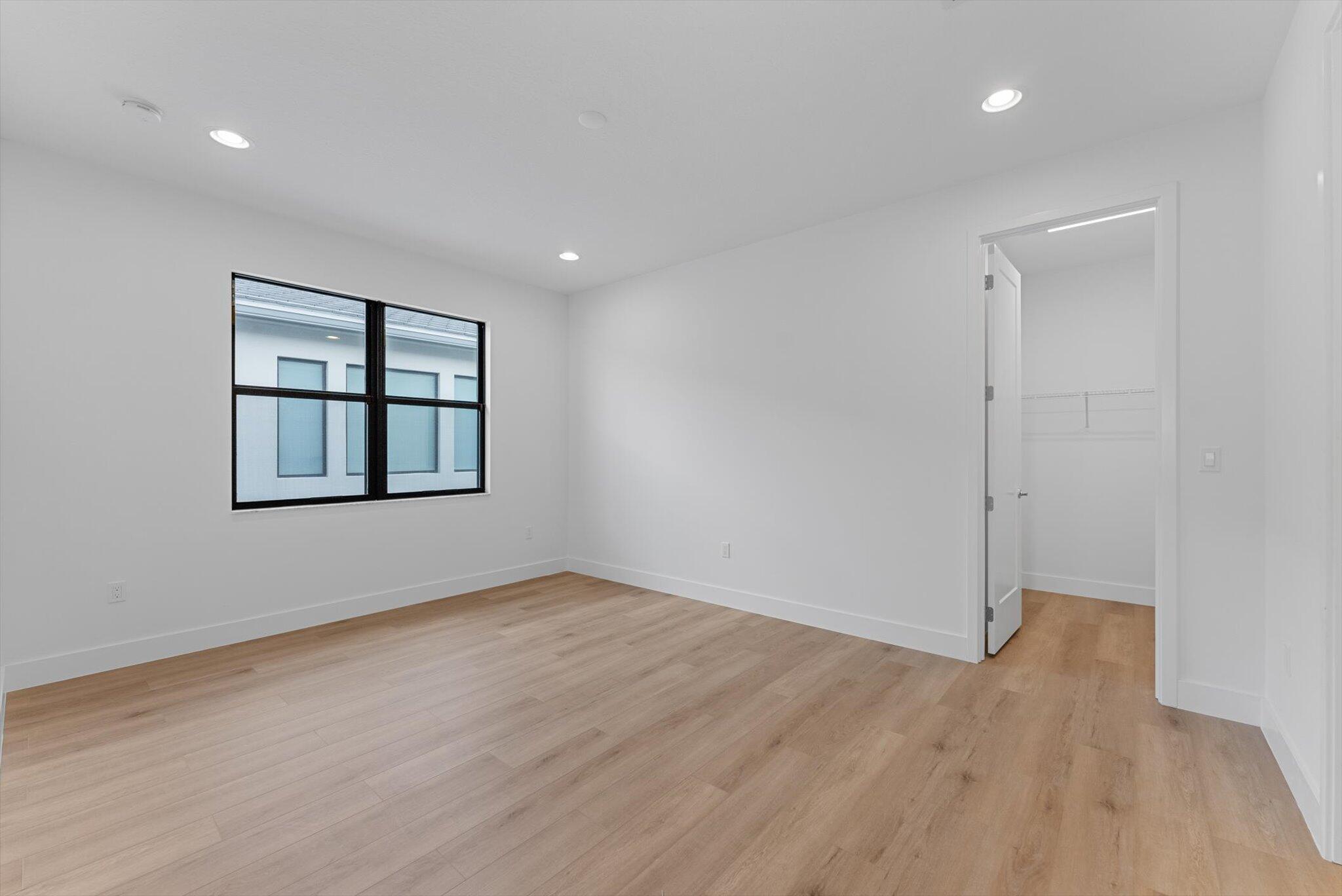 Lotus Palm - Residential