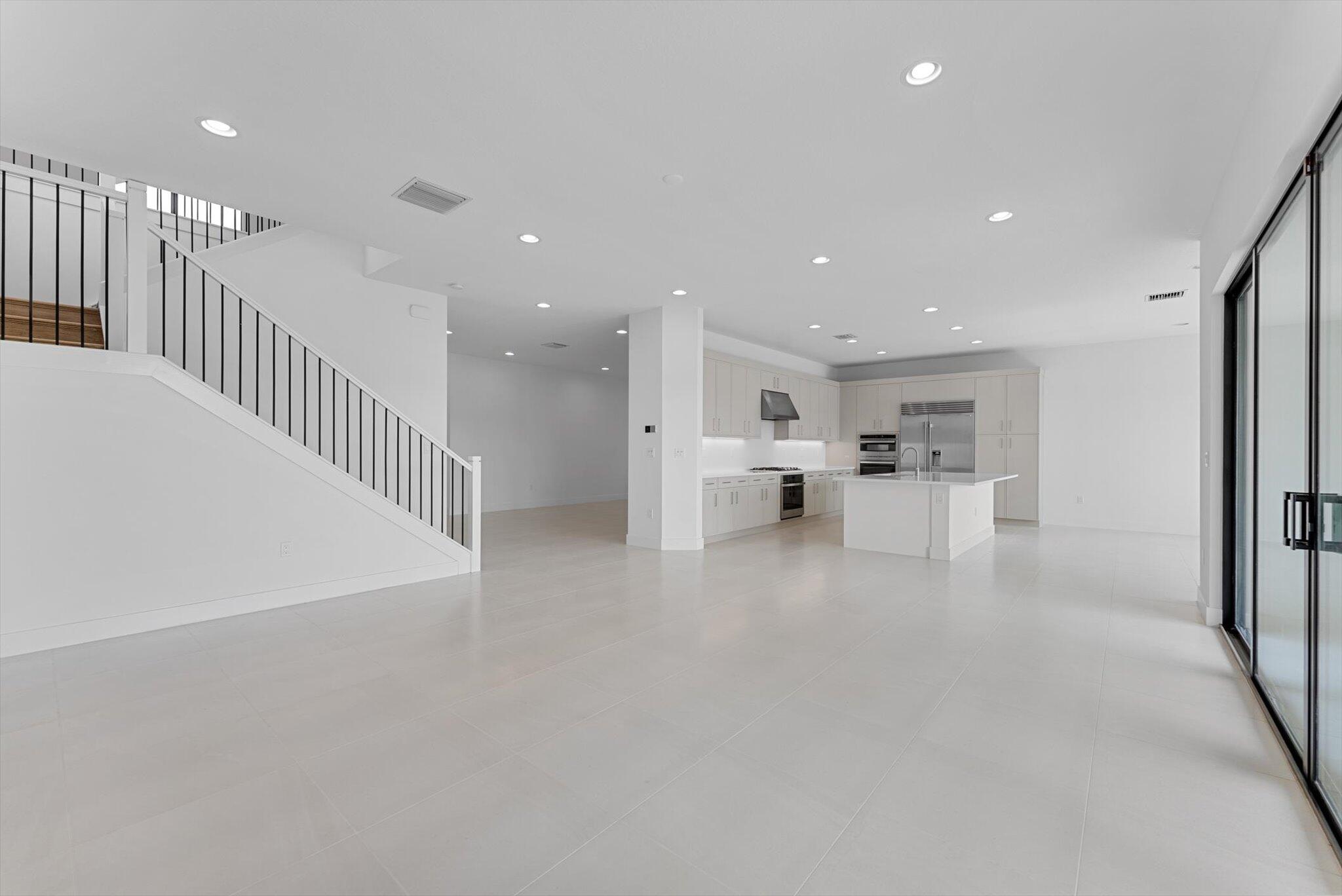 Lotus Palm - Residential