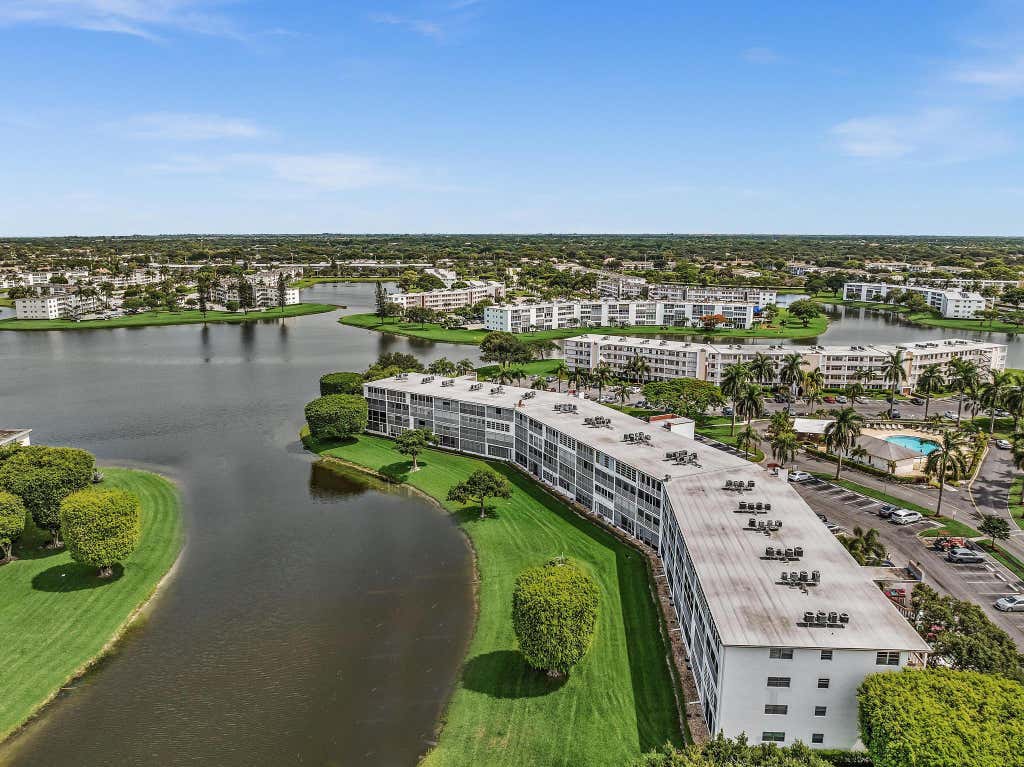 Photo of 3076 Cornwall D, Boca Raton, FL 33434 (MLS # B26059221)