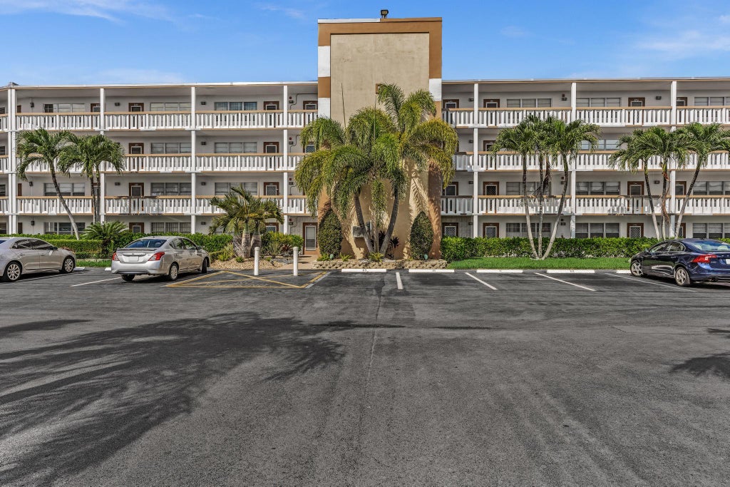 Photo of 3076 Cornwall D, Boca Raton, FL 33434 (MLS # B26059221)