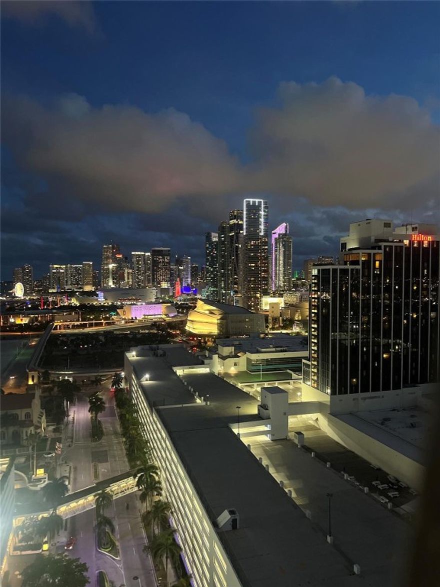 Available Now! Great opportunity to lease an oversized 1 bedroom with many upgrades; flooring, light fixtures, barn door, closet shelving, SS appliances & 2022 XL W/D in unit. 26' balcony w/gorgeous southern views of Biscayne Bay & Miami skyline. All amenities renovated within the last 3 years; gym, sauna, community room, elevators and a $5.7M pool remodel w/spas, cabanas & sun deck nearing completion. Just 1 block to Metro Mover, 100yds to Publix, across the street from the waterfront Margaret Pace park, and minutes from world-class dining, shopping & entertainment. Valet and public parking for guests. SAFE & SECURE w/24hr security, gated garage, doorman, facial recognition at all access points & elevator fob.