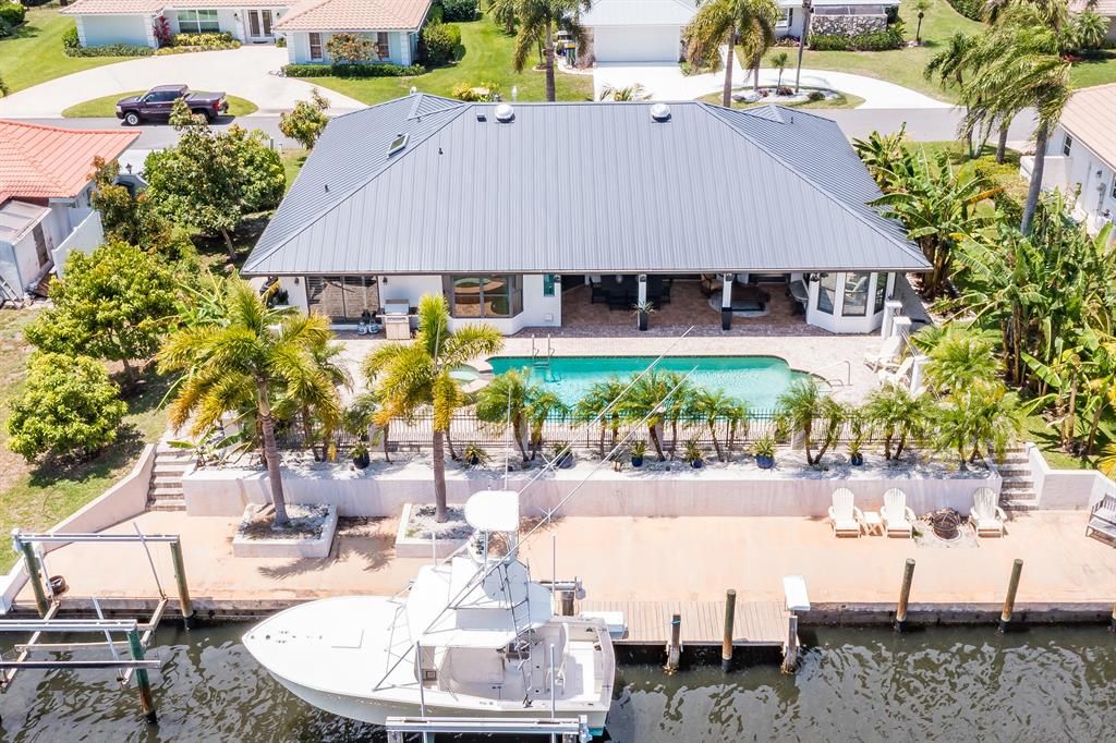 Photo of 8908 SE Star Island Way, Hobe Sound, FL 33455 (MLS # R10887340)