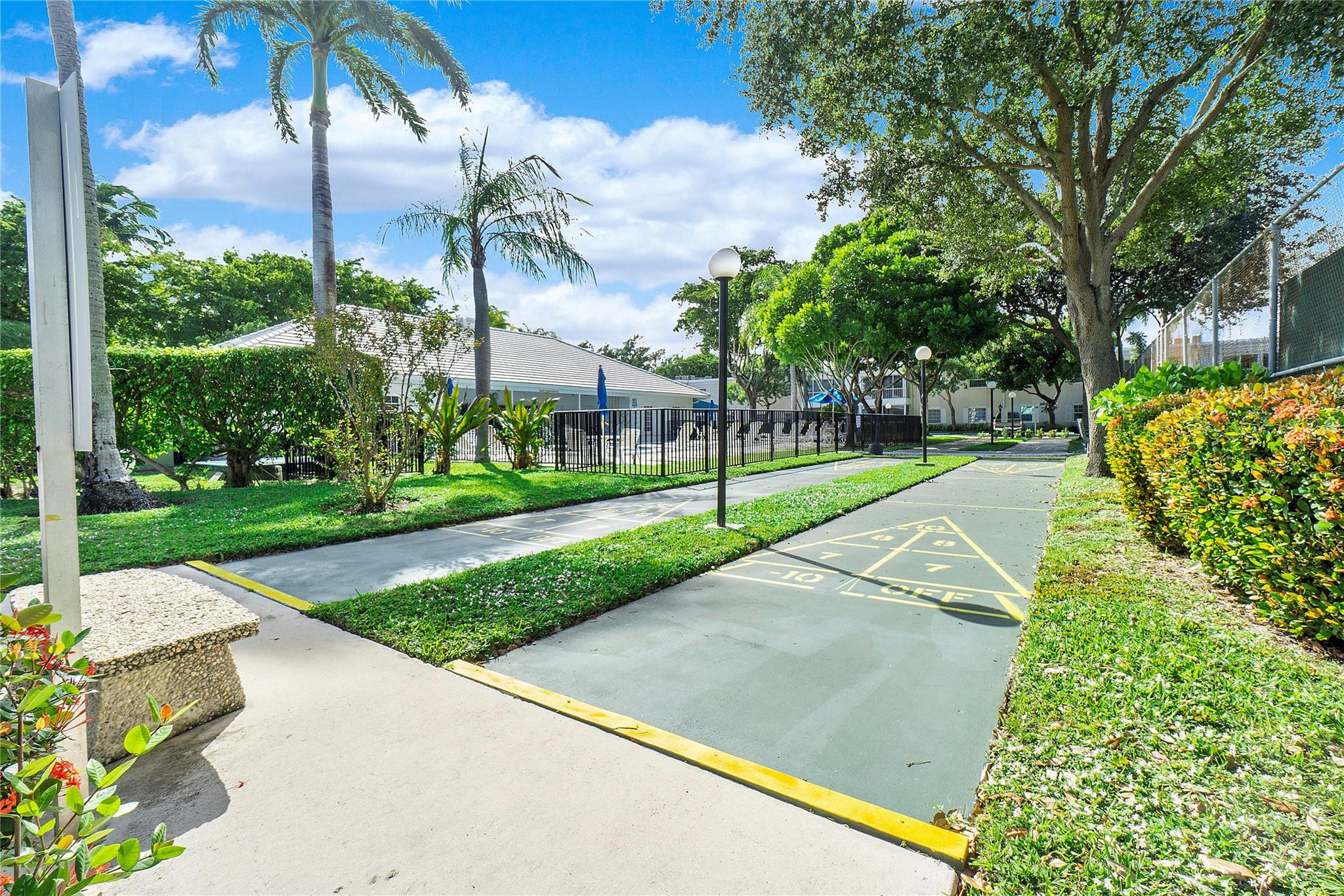Bay Colony Club Condo - Residential Lease