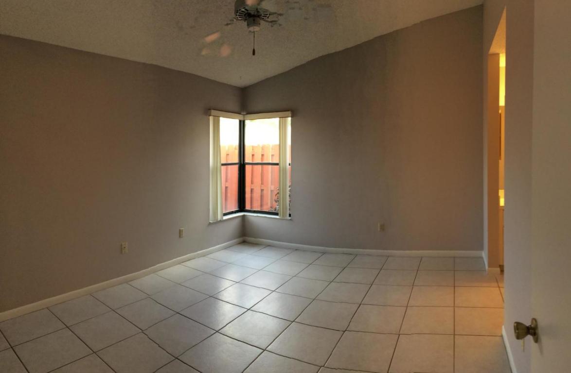 Lakeside Green - Residential