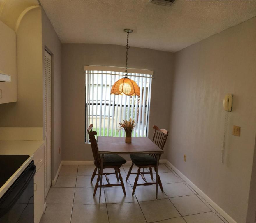 Lakeside Green - Residential