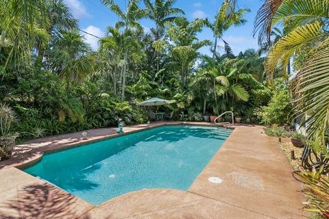 A home in Lake Worth Beach