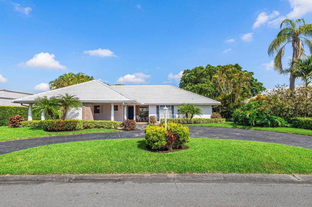 Photo of 367 Villa Drive S, Atlantis, FL 33462 (MLS # R11111744)