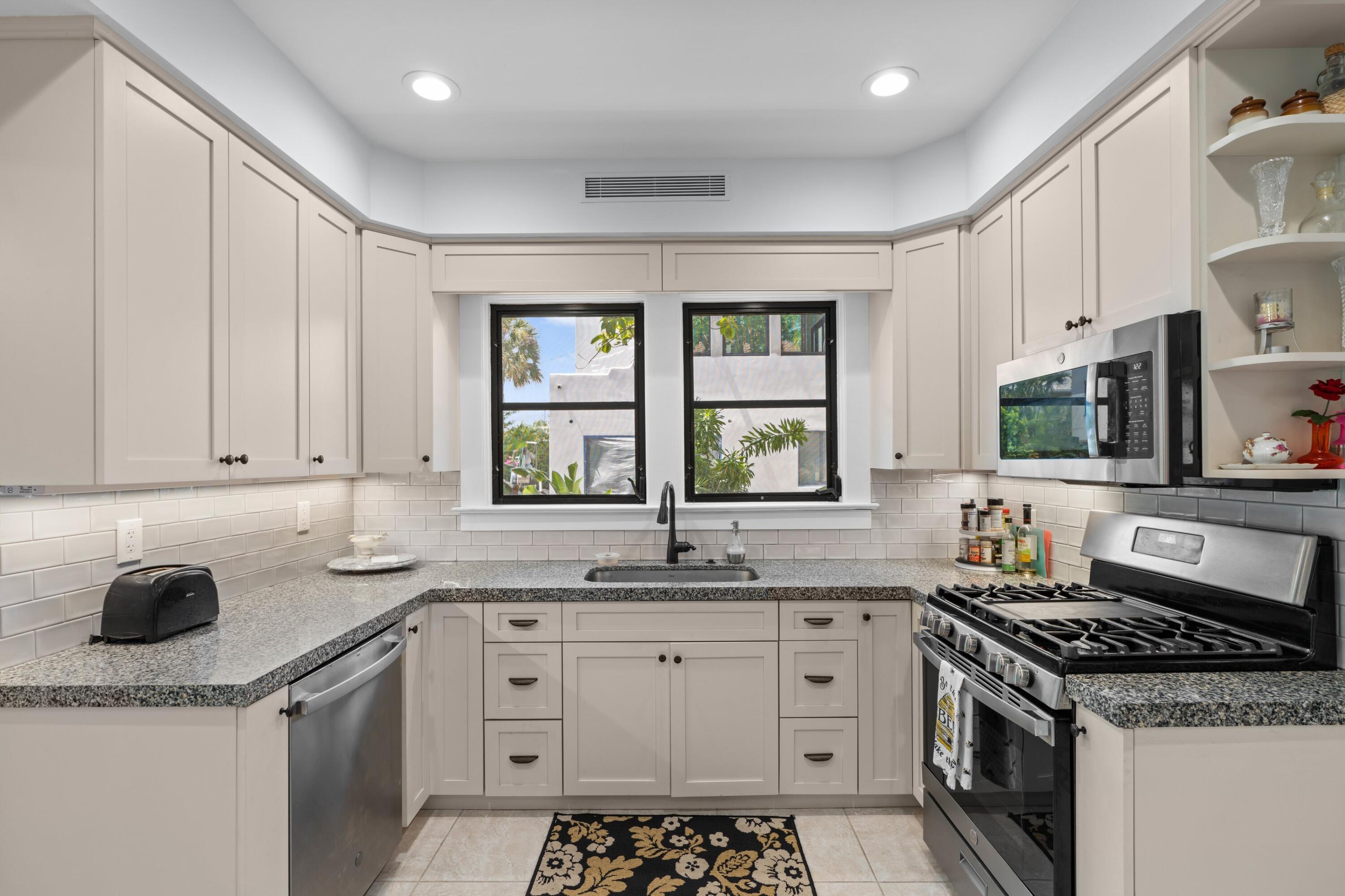 GRUBER CARLBERG - Residential