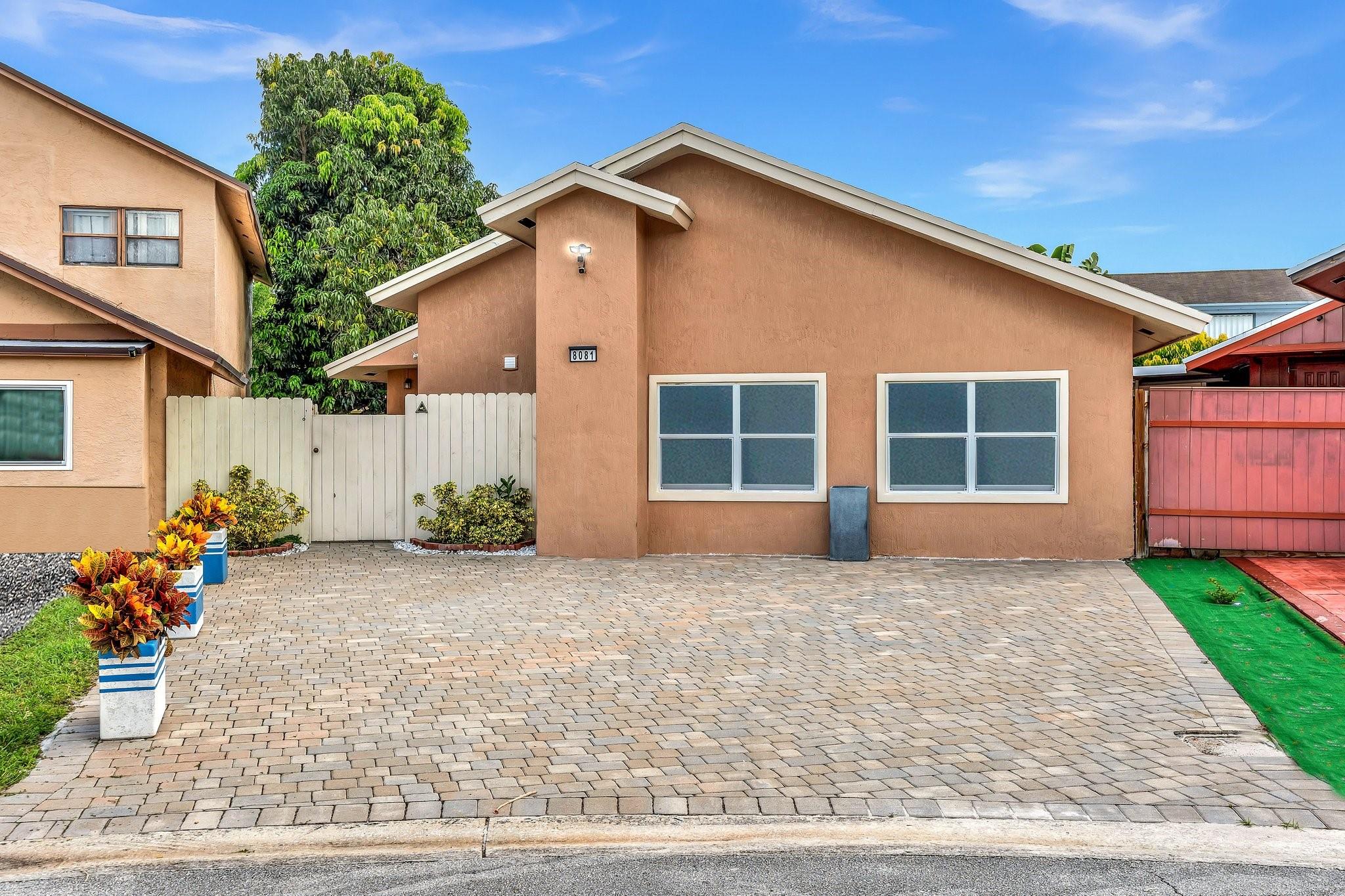 BEAUTIFULLY UPDATED 4 BEDROOM 2 BATHROOM; ROOF REPLACED ON 2019; IMPACT WINDOWS AND GLASS DOORS ON 2020; INDUCTION KITCHEN TOTALLY REMODELED ON 2022 WITH QUARTZ CONTERTOPS; SENSOR CONTROL KITCHEN FAUCET; STAINLESS STEEEL APPLIANCES; WATER HEATER 2019; GAS METER AVAILABLE; NEWER PAVERS ON DRIVEWAY AND BACKYARD ENTRANCE; ENJOY THE WELL MANICURED BACKYARD WITH FRUIT TREES AND OPEN GARDEN; MOTION LIGHTS ALL AROUND THE HOUSE; LOW HOA $450/YEARLY; LIVING AREA HAVE VAULTED CEILINGS; NEW LED LIGHTHING THRU OUT INTERIOR; LAMINATED WOOD FLOORING ALL THROUGHOUT. SECURITY CAMARA SYSTEM WILL CONVEY WITH PROPERTY.
REALTORS PLEASE REFER TO BROKER REMARKS FOR ADDITIONAL INFORMATION.