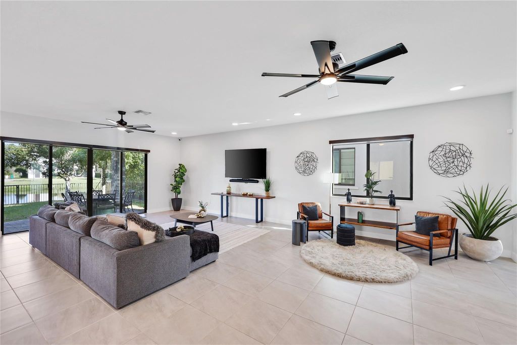 Photo of 10705 Aqua Ct, Parkland, FL 33076 (MLS # F10542871)