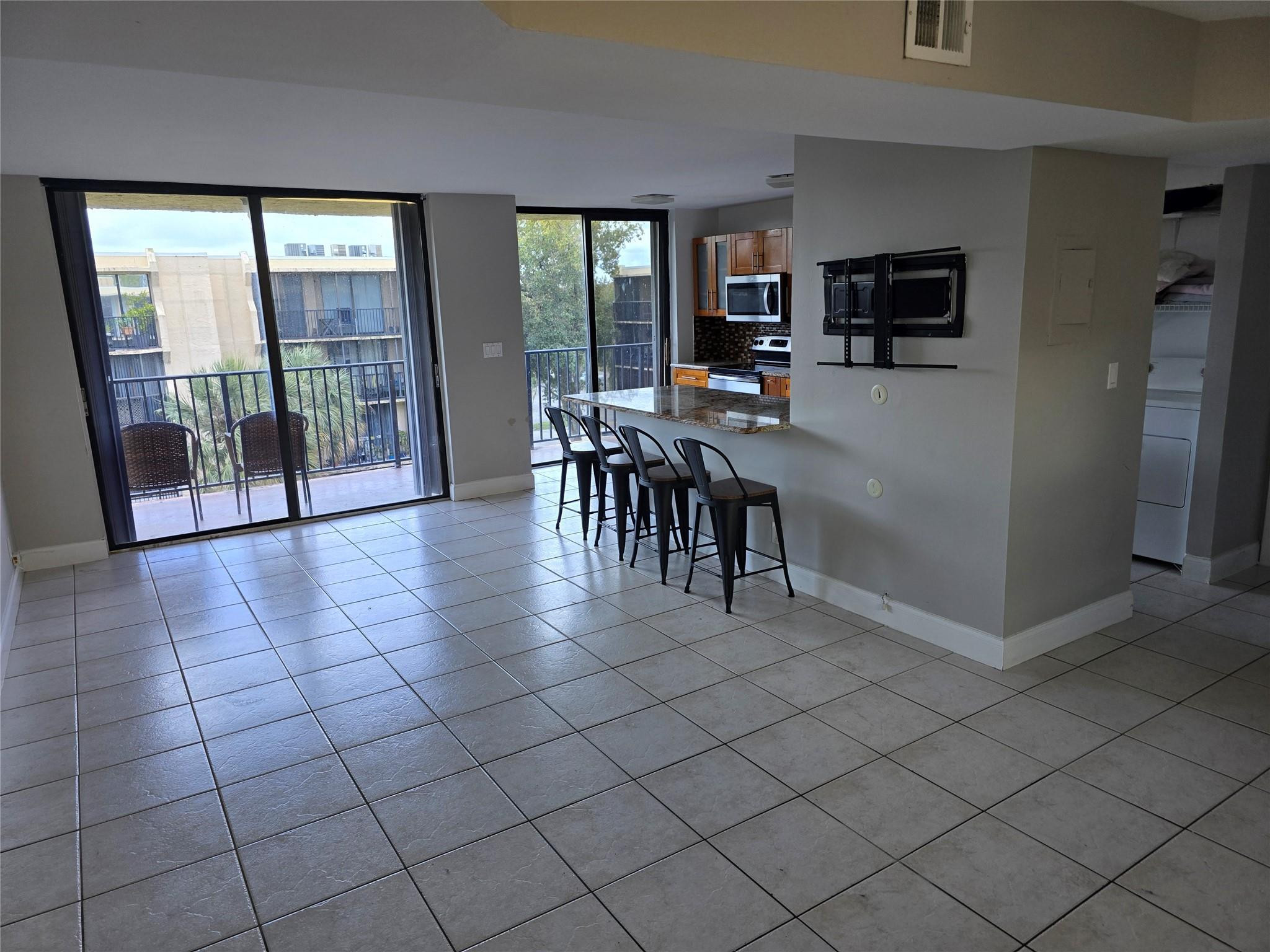 Blue Lake Apts Condo - Residential Lease