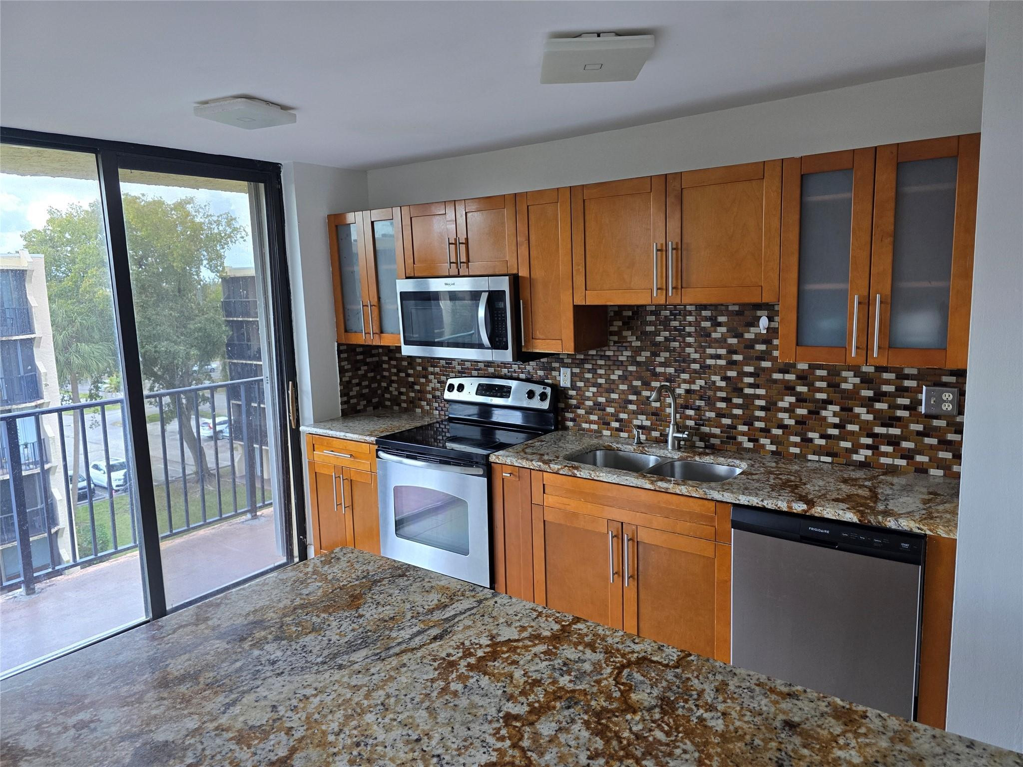 Blue Lake Apts Condo - Residential Lease