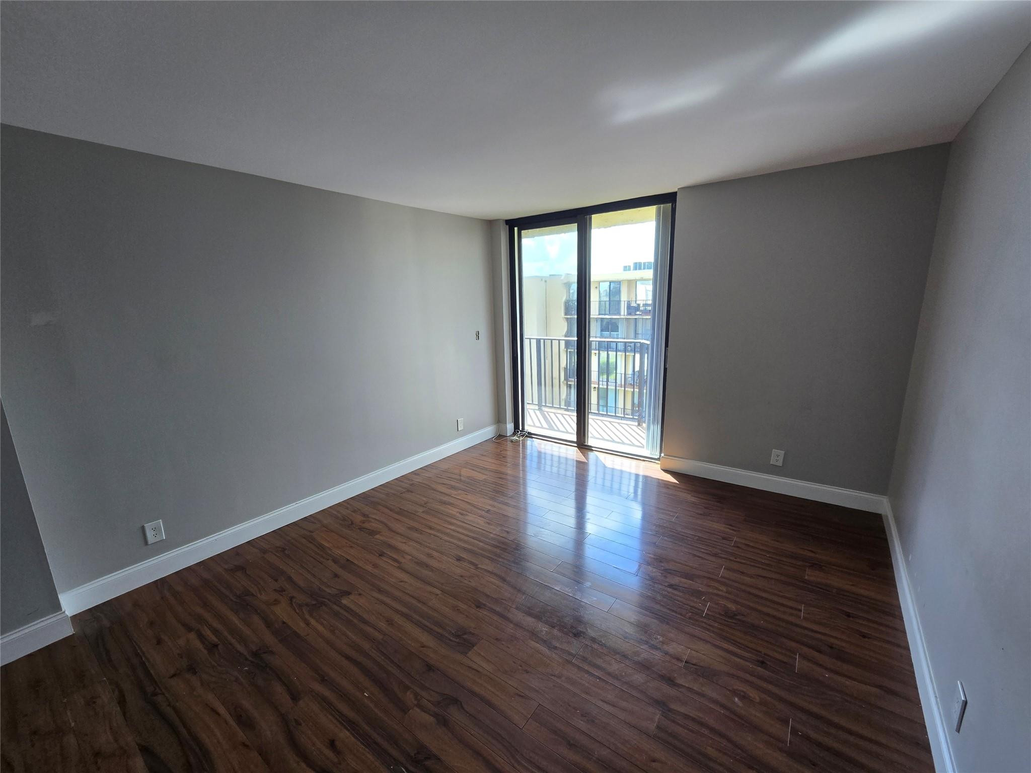 Blue Lake Apts Condo - Residential Lease