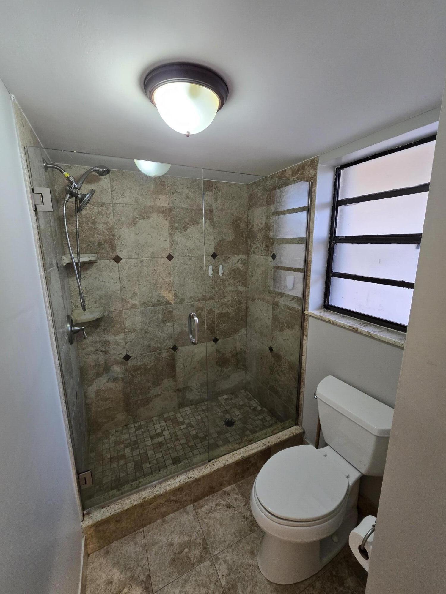 Blue Lake Apts Condo - Residential Lease