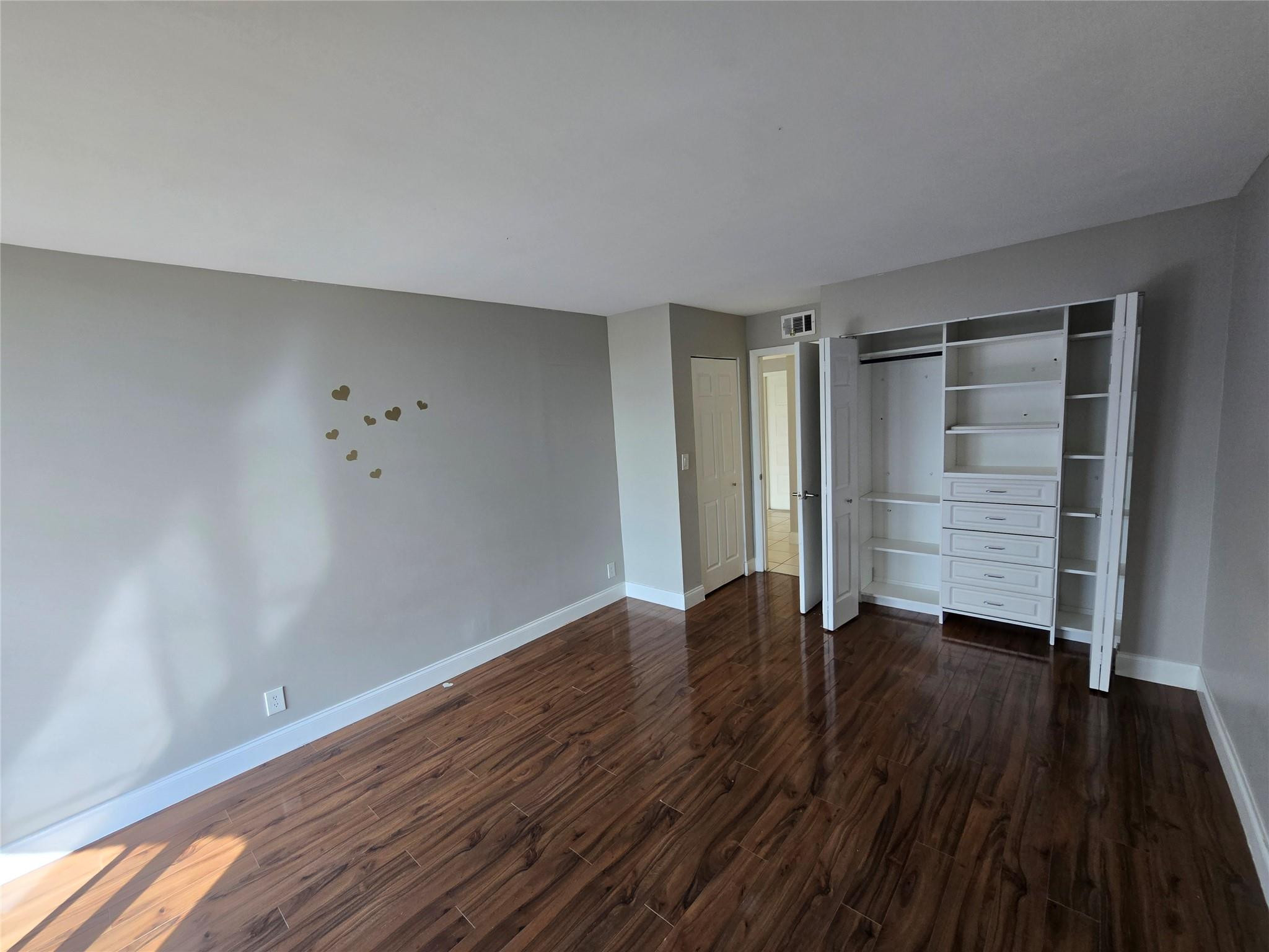 Blue Lake Apts Condo - Residential Lease