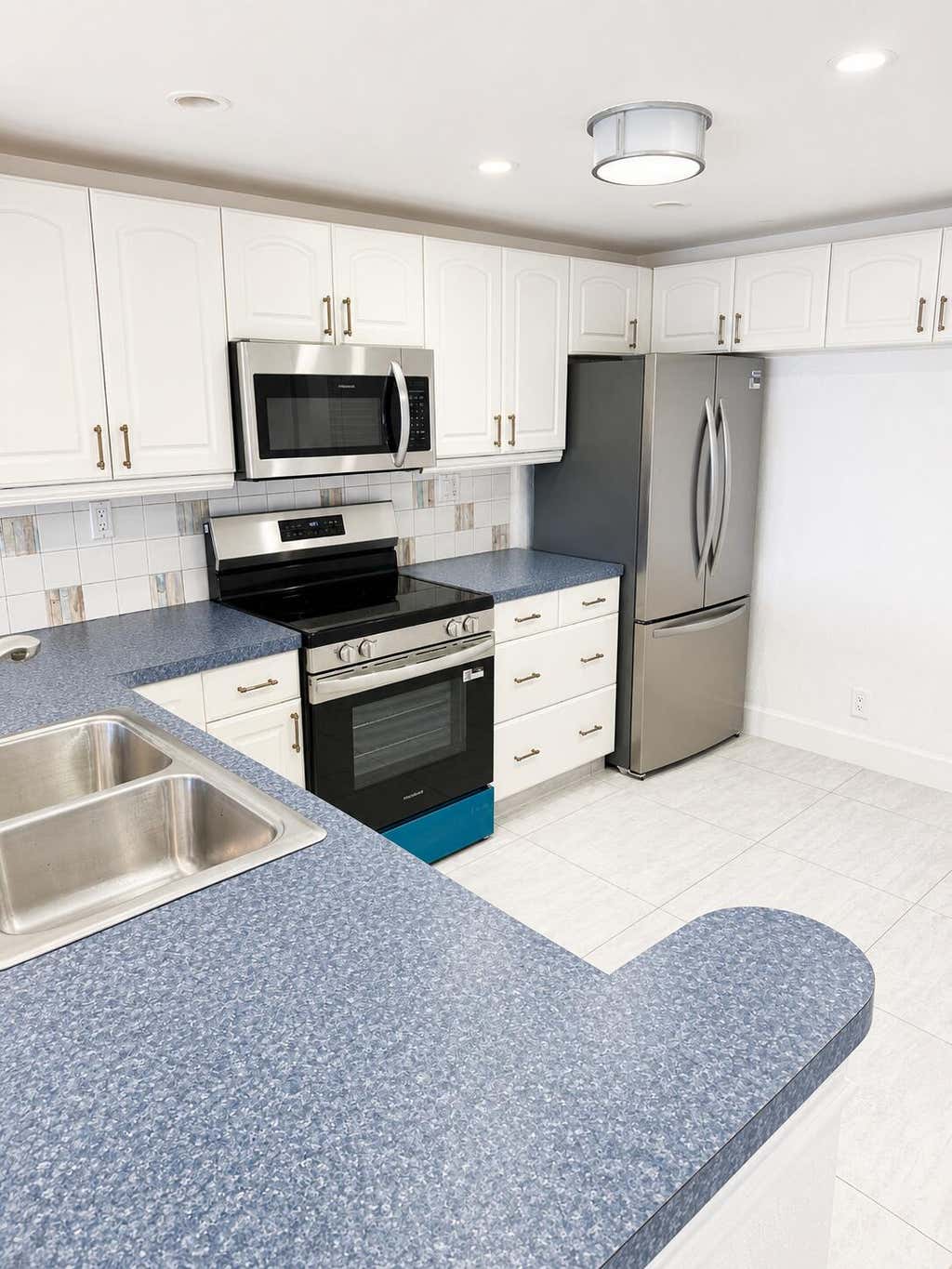 Photo of 7 Royal Palm Way #505, Boca Raton, FL 33432 (MLS # B26068966)